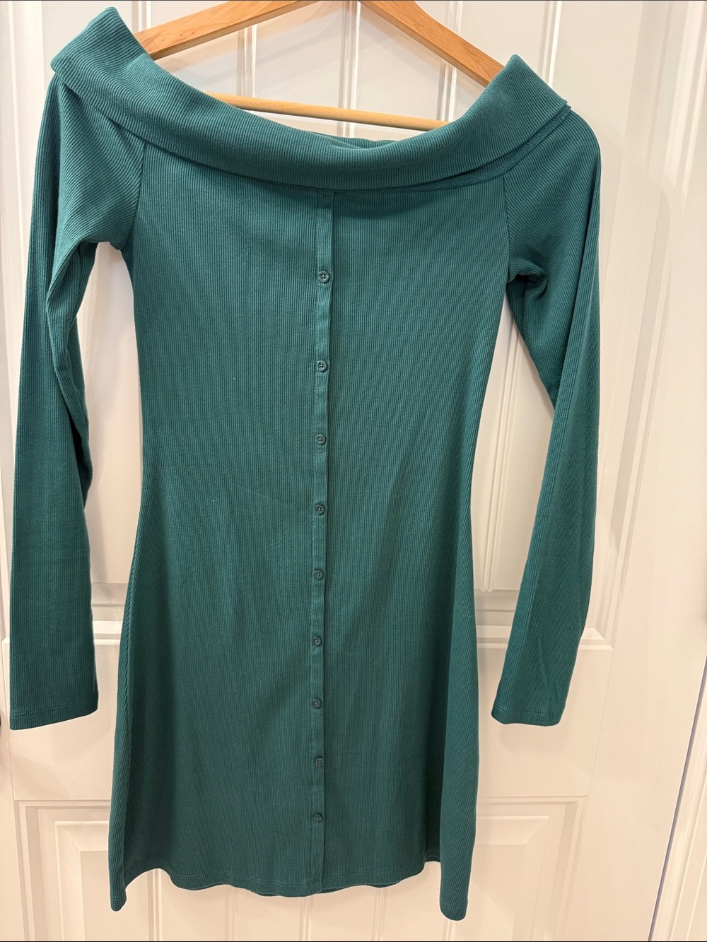 🔴 Wild fable Teal Off-Shoulder Button-Back Long Sleeve Dress